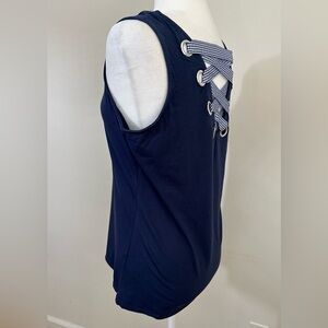 Neiman Marcus sz lg top in navy with a ribbon accent on the back